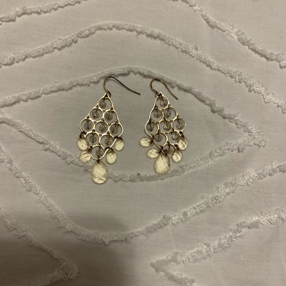 Chandelier earrings